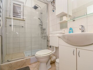 Apartment Kastel Kambelovac Features 1