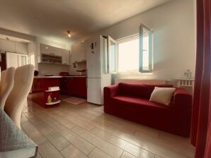 Apartment Kein Titel