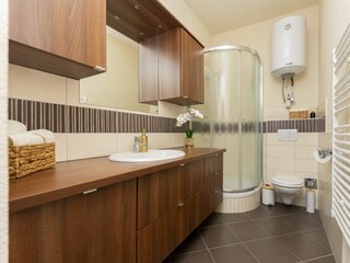 Apartment Jesenice bei Dugi Rat Features 6