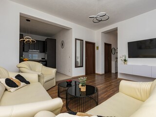 Apartment Jesenice bei Dugi Rat Features 8