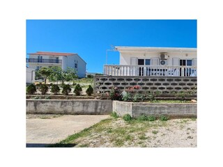 Ferienhaus Sućuraj Ausstattung 1