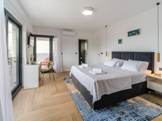 Holiday house Sutivan Features 25