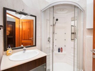 Apartment Betina Features 42