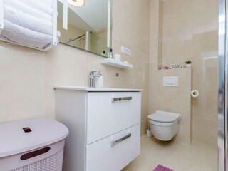 Apartment Okrug Donji Features 7