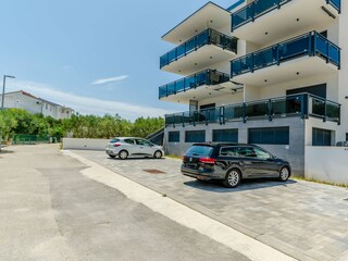 Apartment Okrug Donji Features 25