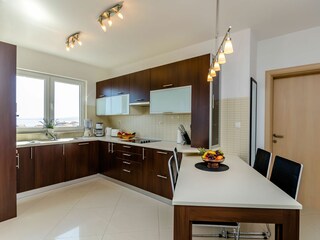 Apartment Okrug Donji Features 2