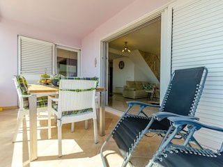 Apartment Okrug Donji Features 13