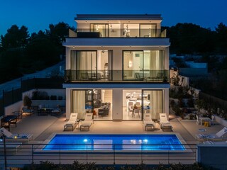 Holiday house Okrug Gornji Features 8