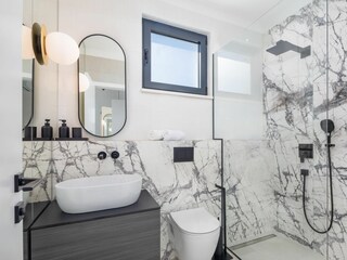 Holiday house Okrug Gornji Features 24