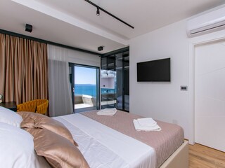 Ferienhaus Jesenice bei Dugi Rat Ausstattung 10