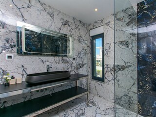 Ferienhaus Jesenice bei Dugi Rat Ausstattung 59