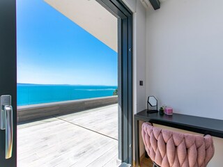 Ferienhaus Jesenice bei Dugi Rat Ausstattung 60