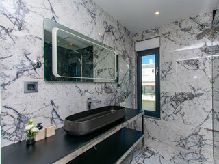 Ferienhaus Jesenice bei Dugi Rat Ausstattung 67