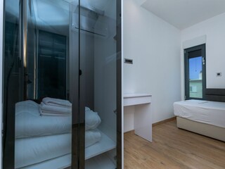 Ferienhaus Jesenice bei Dugi Rat Ausstattung 61