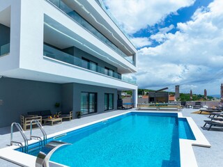 Ferienhaus Jesenice bei Dugi Rat Ausstattung 72