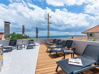 Holiday house Jesenice bei Dugi Rat Features 1