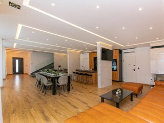 Holiday house Jesenice bei Dugi Rat Features 7