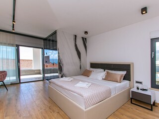 Holiday house Jesenice bei Dugi Rat Features 15