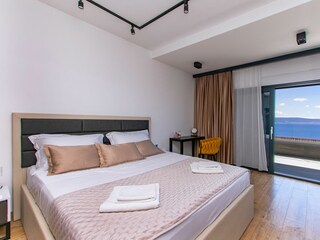 Holiday house Jesenice bei Dugi Rat Features 17