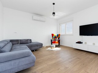 Holiday house Kastel Kambelovac Features 5