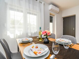 Apartment Okrug Donji Features 5