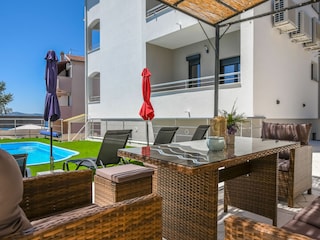 Apartment Okrug Donji Features 13