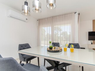 Apartment Povljana Ausstattung 12