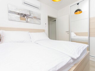 Apartment Povljana Ausstattung 8