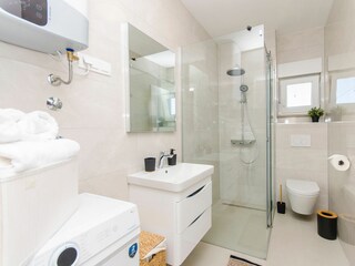 Apartment Povljana Ausstattung 10