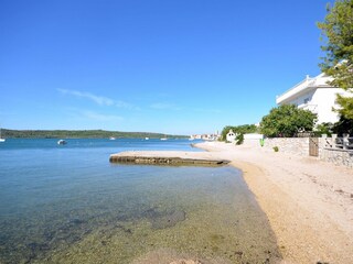 Apartment Pirovac Features 14