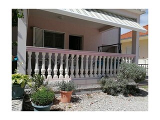 Apartment Vinisce Features 2