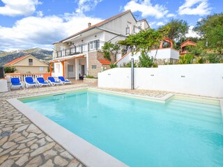 Holiday house Rovanjska Features 2