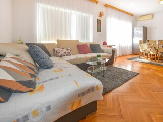 Holiday house Rovanjska Features 21