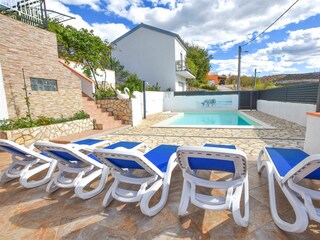 Holiday house Rovanjska Features 24