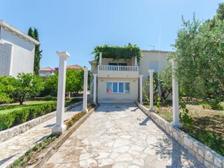 Apartment Okrug Gornji Features 8