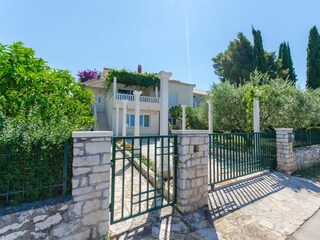 Apartment Okrug Gornji Features 7