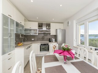 Apartment Okrug Gornji Features 16