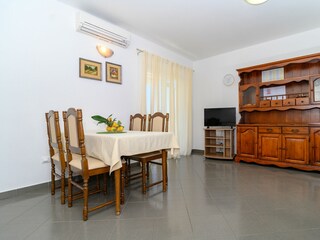 Apartment Okrug Gornji Ausstattung 2