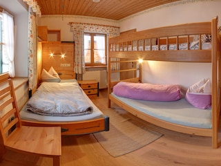 Ferienwohnung Inzell Schlafzimmer 9
