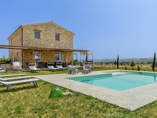 Villa Marken Outdoor Recording 8