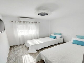 Holiday house Gandia Features 23