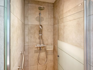 Badezimmer 2