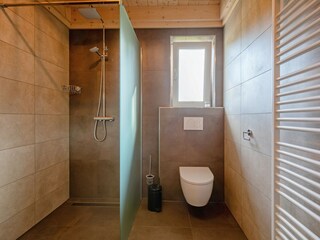 Badezimmer / Toilette