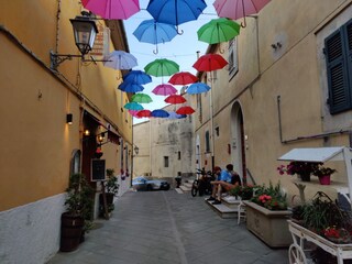 Riparbella mit vielen Restaurants