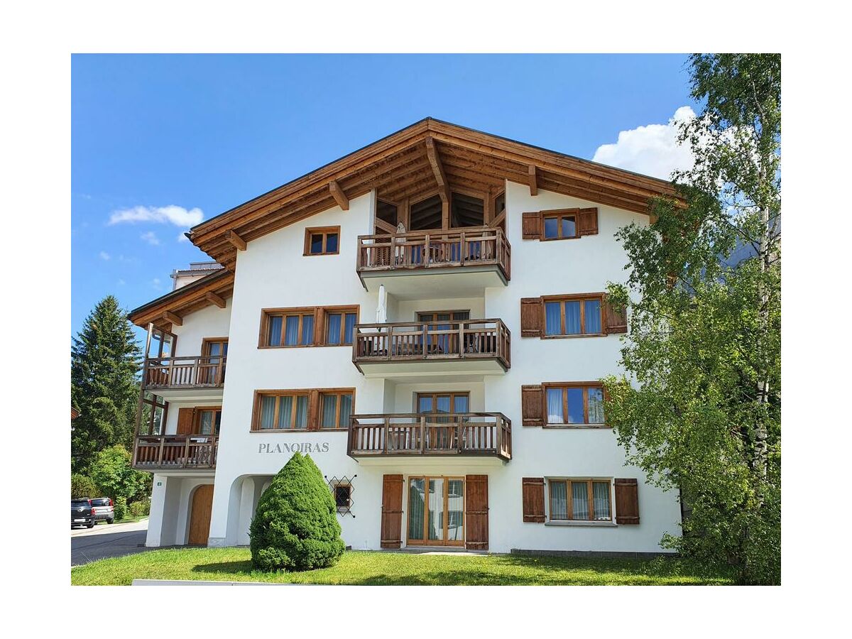 Ferienwohnung Lenzerheide Außenaufnahme 1