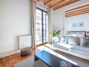 75 m² Ferienwohnung ∙ 2 Schlafzimmer ∙ 4 Gäste - Barcelona - image1