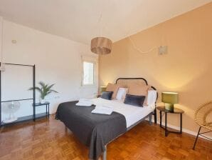 67 m² Ferienwohnung ∙ 4 Schlafzimmer ∙ 6 Gäste - Barcelona - image1