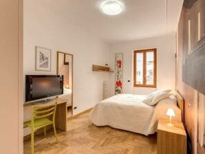 95 m² Ferienwohnung ∙ 2 Schlafzimmer ∙ 6 Gäste - Rom Süden - image1