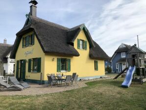 100 m² Ferienhaus ∙ 2 Schlafzimmer ∙ 6 Gäste