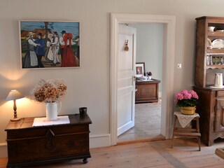 Wohnzimmer + entrée de la chambre